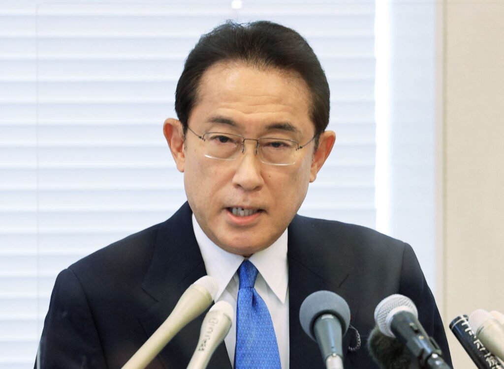 施行から75年、岸田首相は憲法改正に前向きな姿勢